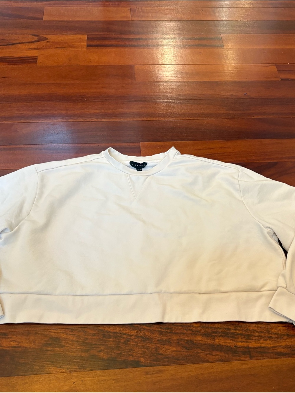 Element Women’s  Off-White Cropped Boxy Fit Crew Neck Sweater size 14/16
